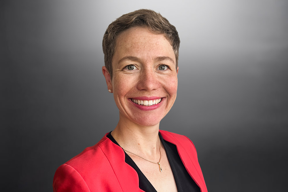 Dr. med. Anne-Louise Wüster, M.A.</p>
<p>Fachärztin für Psychosomatische Medizin und Psychotherapie in eigener Praxis<br />
Master der Mündlichen Kommunikation und Rhetorik (M.A.) und freiberufliche Kommunikationstrainerin</p>
<p>Dozentin beim AKPSM in Freiburg